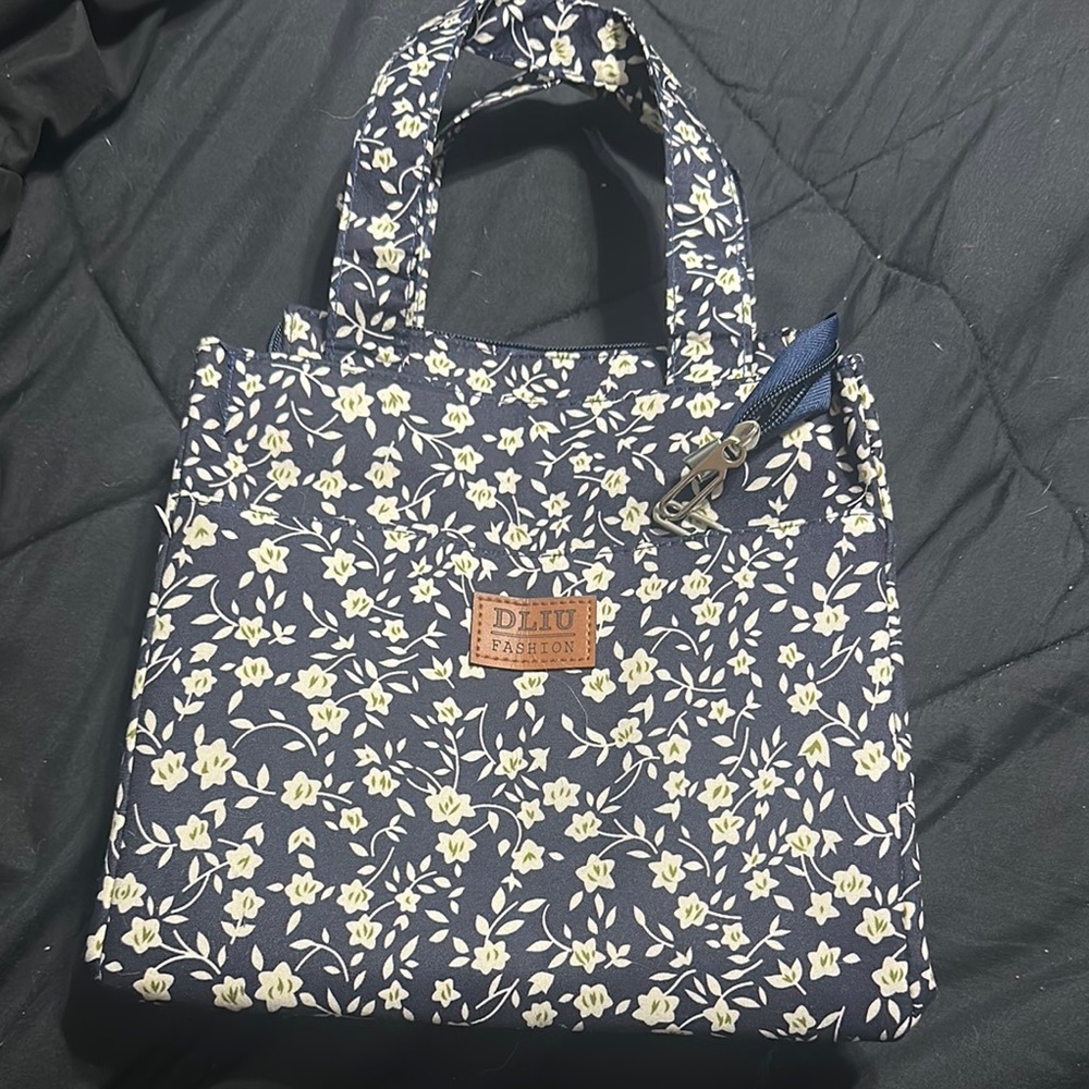 Navy Floral lunch tote